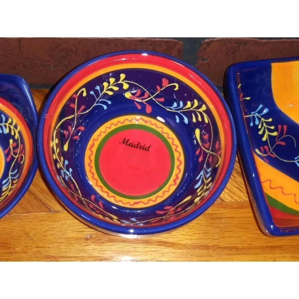 Del Rio Salado Ceramic Hand Painted Bowl serving Salsa Relish cereal multicolor